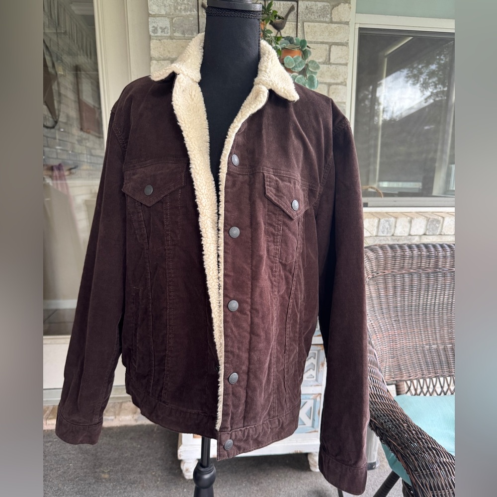 Men's Old Navy Brown corduroy Sherpa-Lined Jacket